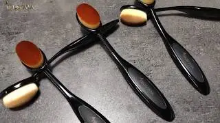 TRUSCADA Wonderful Nail Dust Brush
