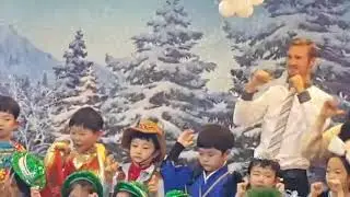 2071.12.15. 파인슐레 어학원 크리스마스 행사에서 김동현