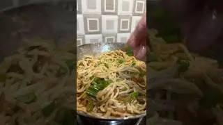 Tasty Veg Hakka Noodles 🍝😋#chings  #hakkanoodles #chinese #chinesefood #noodles #viral #shorts
