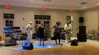 Quick image band at the country club￼