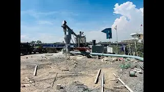 Ship unloader and pneumatic conveyor for cement, fly ash,...