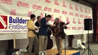 Foggy Mountain Breakdown performed by Ted Jones and the Tar
