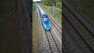 Express Intercity Premium z Gdyni do Krakowa złapany na CMK #foryou #pendolino #intercity #railway
