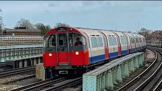 London Underground Trains at Chiswick Park tube Station 01/01/2023