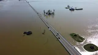 Drone video of Ohio River Flooding Roads blocked by flooding