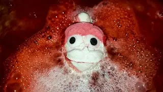 Lush🎅Santa Bath Bomb DEMO!