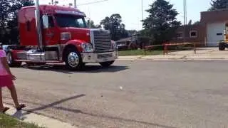 lena parade 2013