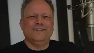 Logo-Institut. Die Moderatorenschule - Testimonial Studiosprecher Andreas Sch&uuml;tze