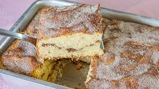 BOLO ECONÔMICO COM CASQUINHA CROCANTE DE AÇÚCAR E CANELA! O BOLO MAIS PERFEITO PRA COMER COM CAFÉ 😋