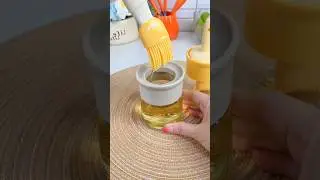 Oil brush integrated bottle.   ⬇️link in description ⬇️ #smartgadgets #oilbottle