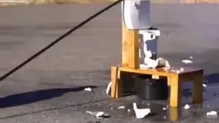 Что произойдет, если смыть металлический натрий в унитаз  2Na + 2H2O   2NaOH + H2