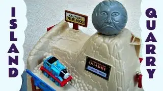 Take Along Thomas And Friends Quarry Island Kids Toy Train Set