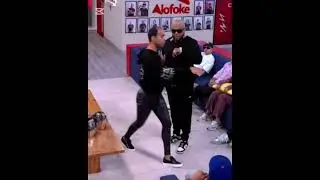 Pollito tropical ense&ntilde;a la fruta ah caminar como trans 😂😂😂 #lacasadealofoke #viral #teamfruta