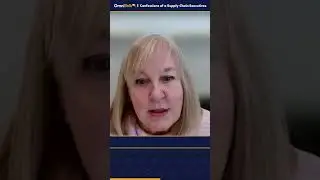 Выполнение онлайн-заказов в магазинах против специализированных центров выполнения заказов.