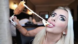TASTING A KOREAN FRIED CHEESE HOT DOG!!!