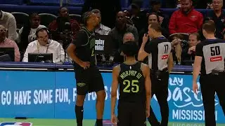 Herb Jones fouls Deni Avdija, gets double technical for talking to the refs and being ejected