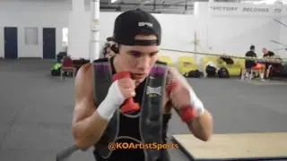 Oscar Valdez GRUELING weighted vest and dumbbells workout!