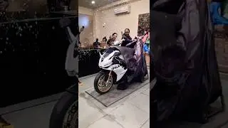 Aprilia RSV4 Factory 2024 First in India #trendingshorts #viralshorts #shortsfeed #aprilia