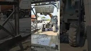 Jcb using #tamil #jcb #ytshorts #lorrys