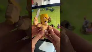 unboxing the CLASH OF CLANS barbarian ⚔️