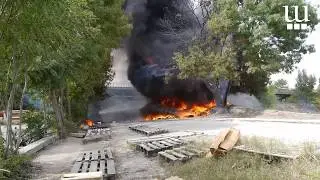 Пламнаха гумите на колодрума в Шумен