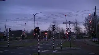 Spoorwegovergang Hardenberg // Dutch railroad crossing