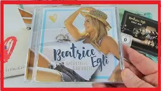 BEATRICE EGLI - WOHLFÜHLGARANTIE (Ltd Fanbox)  SCHLAGER UNBOXING