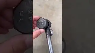 alat pertukangan kreatif pembengkok besi.