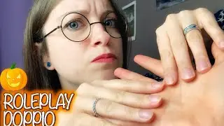 LA STREGA CIALTRONA LEGGE LA MANO ASMR ITA