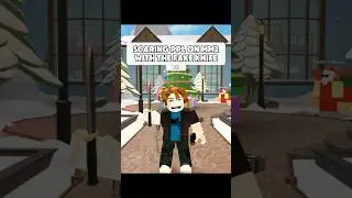 fake knife prank😍🫶🏼 #mm2 #roblox #robloxmm2 #funny #murdermystery2 #funnyroblox #prank #trolling