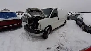 Y1138S 2016 Chevy Express 2500