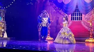( Beauty  and the Beast ) La Bella e la Bestia Disneyland Paris  agosto 2023