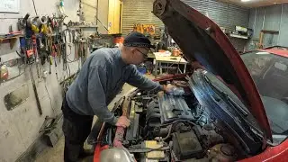 Toyotakin vaatii v&auml;lill&auml; huoltoa | Even Toyotas require maintenance from time to time