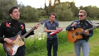 Howlin' Jaws - Strange effect (The Kinks Cover)