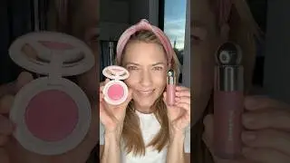 @RareBeauty Жидкие румяна против пудровых румян | Макияж для зрелых #holidaywithyoutube