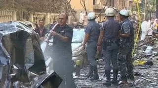 Raw video: Aftermath of car bomb blast in Beirut, Lebanon