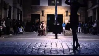 CALLE - Danza Contempor&aacute;nea en Espacios P&uacute;blicos. Performer: Yasminee Lepe.
