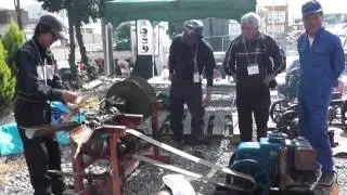 ニッコク発動機で縄をなう