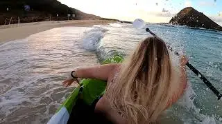 Kayaking to the Mokulua Islands, Hi