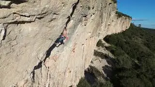 Theo Blass Guerre Future 8c+ Claret