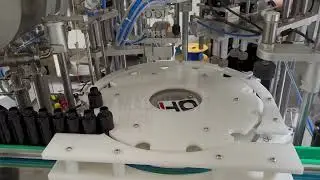 small bottle unscrambler filling production line #vialfillingmachine #manufacturer #fyp