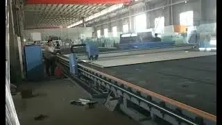 5113 auto loading cutting breaking CNC glass machine glass cutting line in China +8617862975375