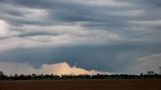 Überraschende Struktur bei Leipzig - Schauer und Gewitter 11.04.2021