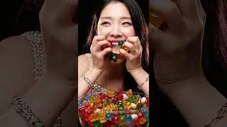 Korean ASMR Idol Overflows Her Mouth with Gummy Bears #asmr #asmrsounds #asmreating #asmrvideo