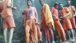 Dhungiamunda bollbom Party