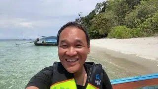 วันนี้แฮปปี้หงส์ชนะเอาน้ำทะเลหลีเป๊ะ เกาะราวี มาฝากชาวเรา