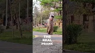 PYAARI SAMAJ GAYI #realpranks #prankgoeswrong #comedy #shorts