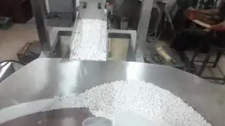 PACKSOL INDUSTRIES - UNCOATED TABLET COUNTING & FILLING MACHINE