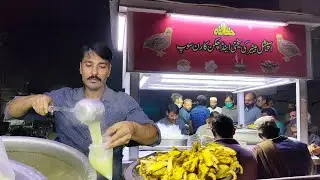 Tasty BATAIR Yakhni | Famous Chicken Corn Soup | Winter's Special Soup at Street Food.