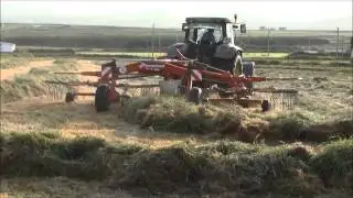 Raking for 2014 silage